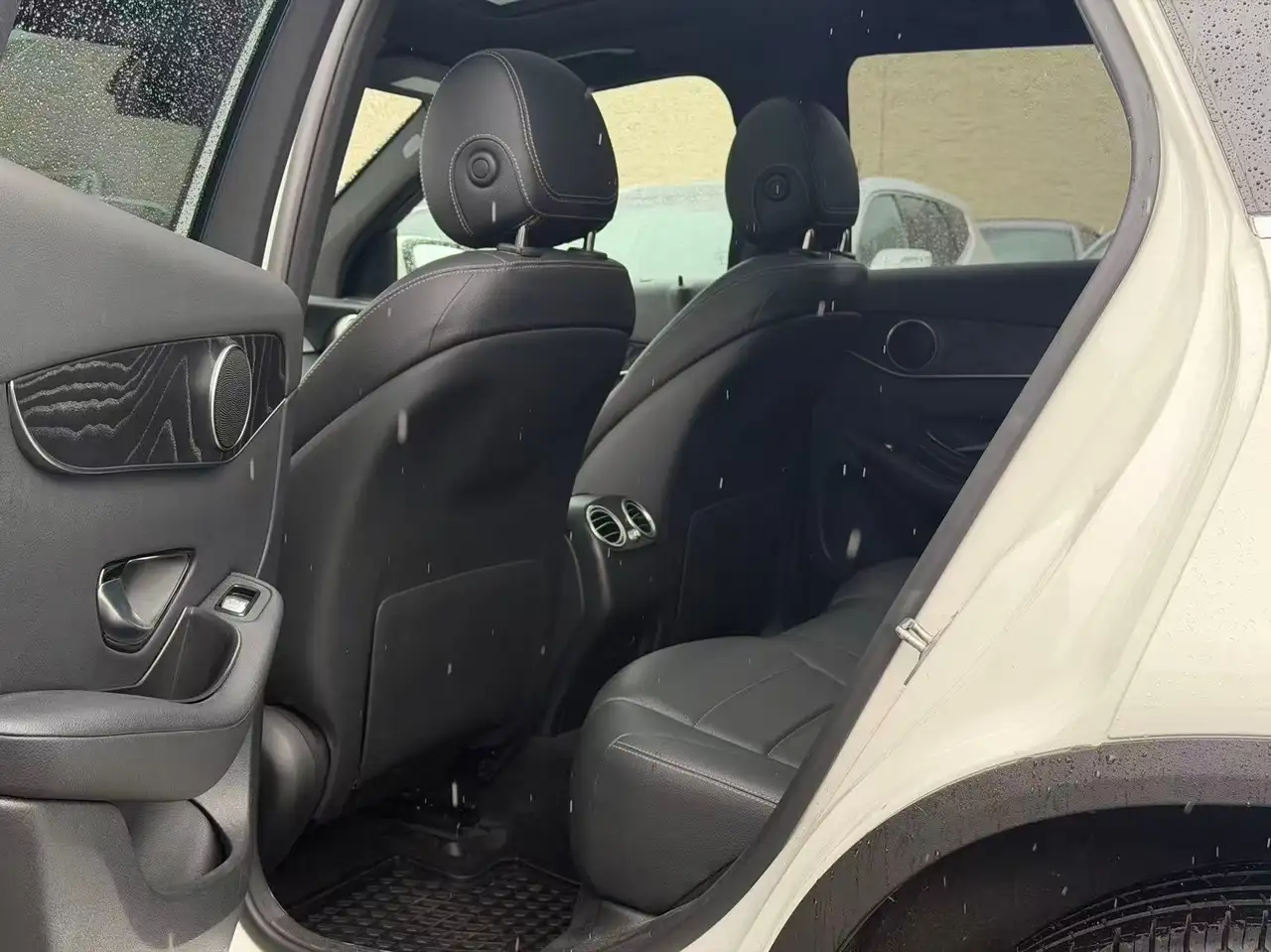 Mercedes-Benz GLC fotografie Mercedes-Benz GLC