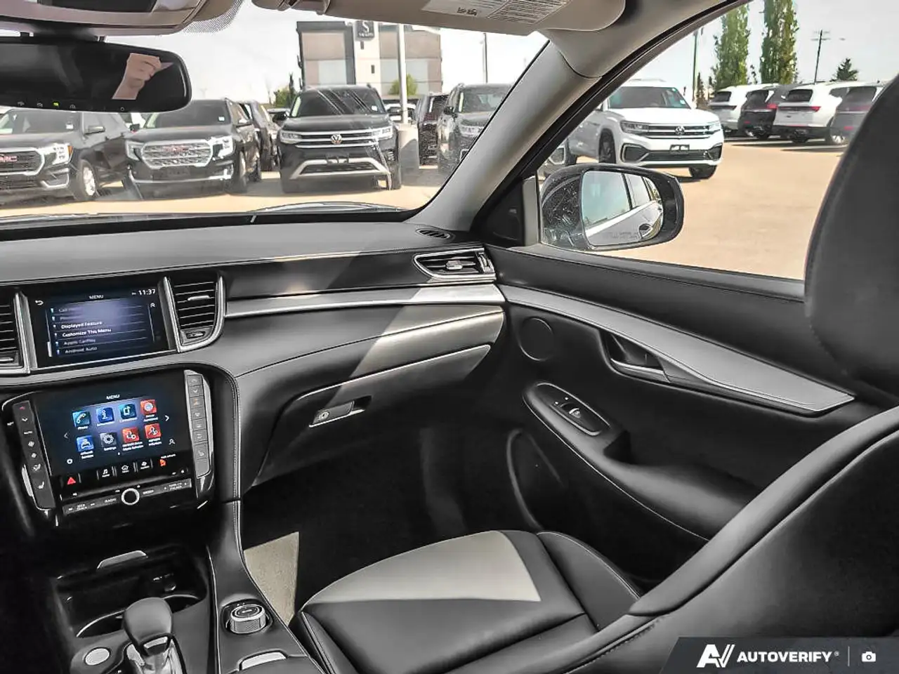 Infiniti QX50 снимка Infiniti QX50