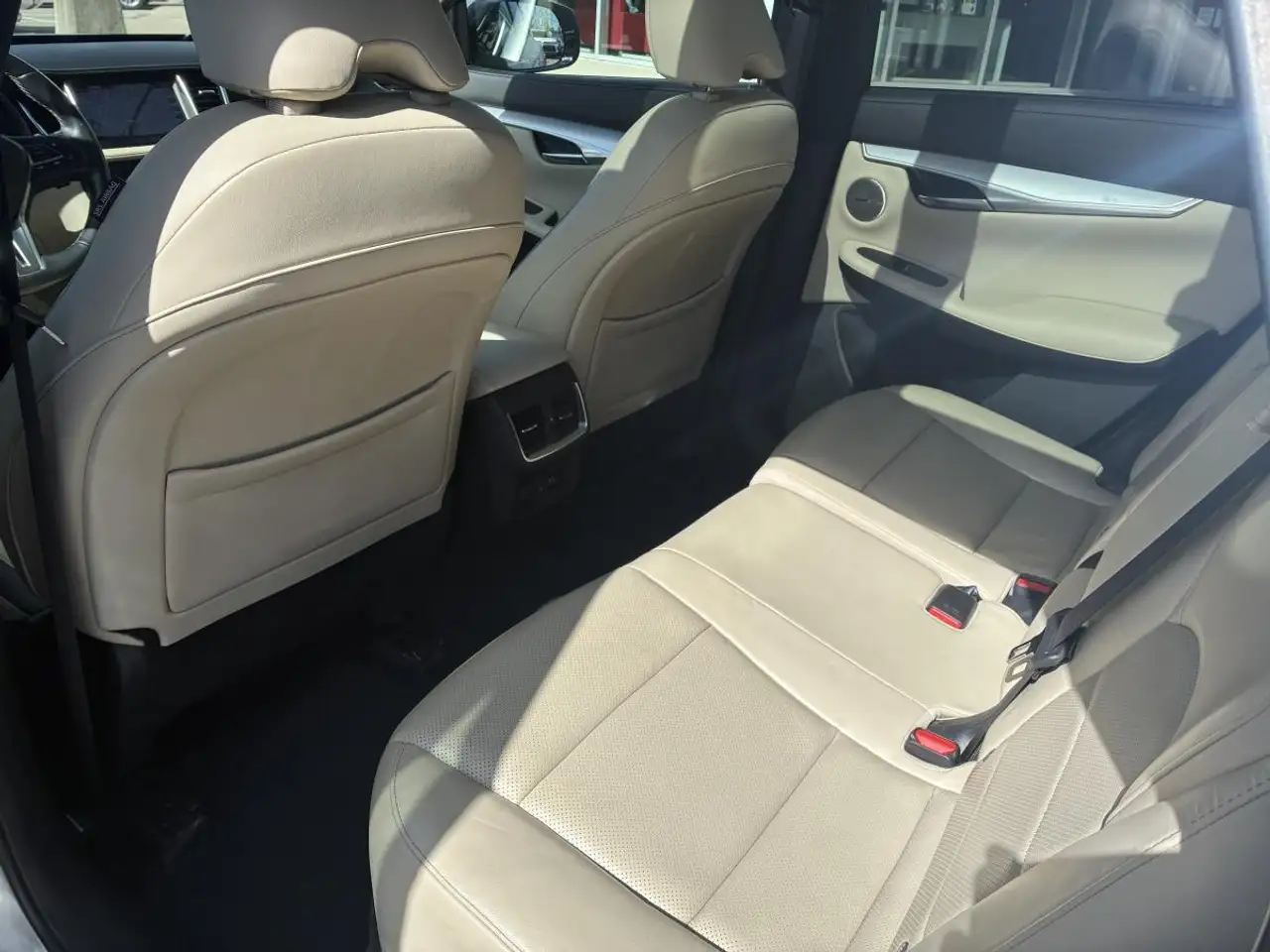 Infiniti QX50 снимка Infiniti QX50