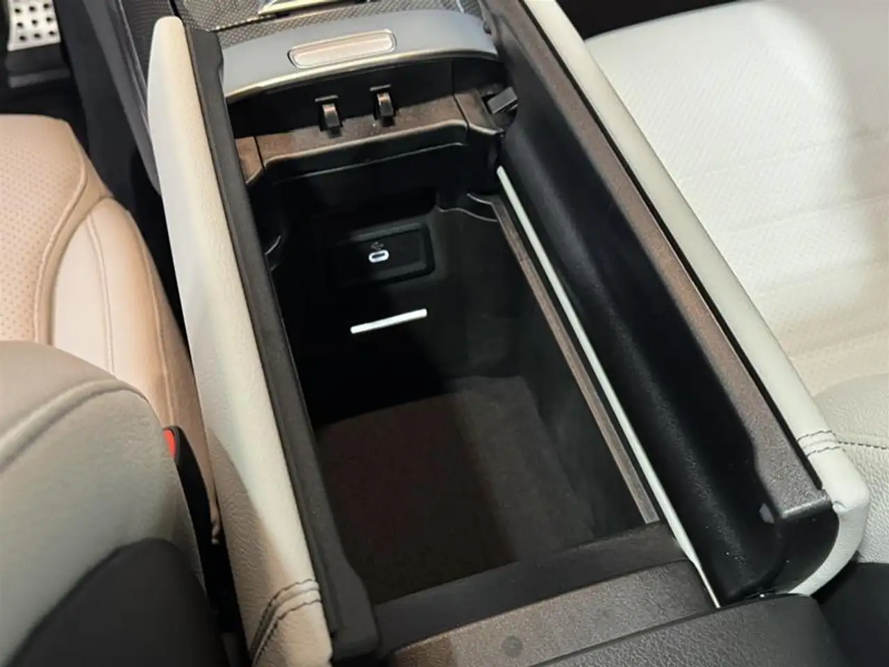 Mercedes-Benz GLC fotografie Mercedes-Benz GLC