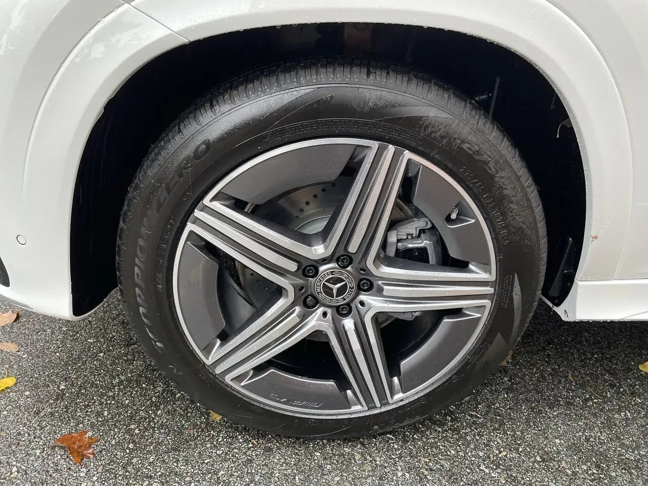 Mercedes-Benz GLE снимка Mercedes-Benz GLE