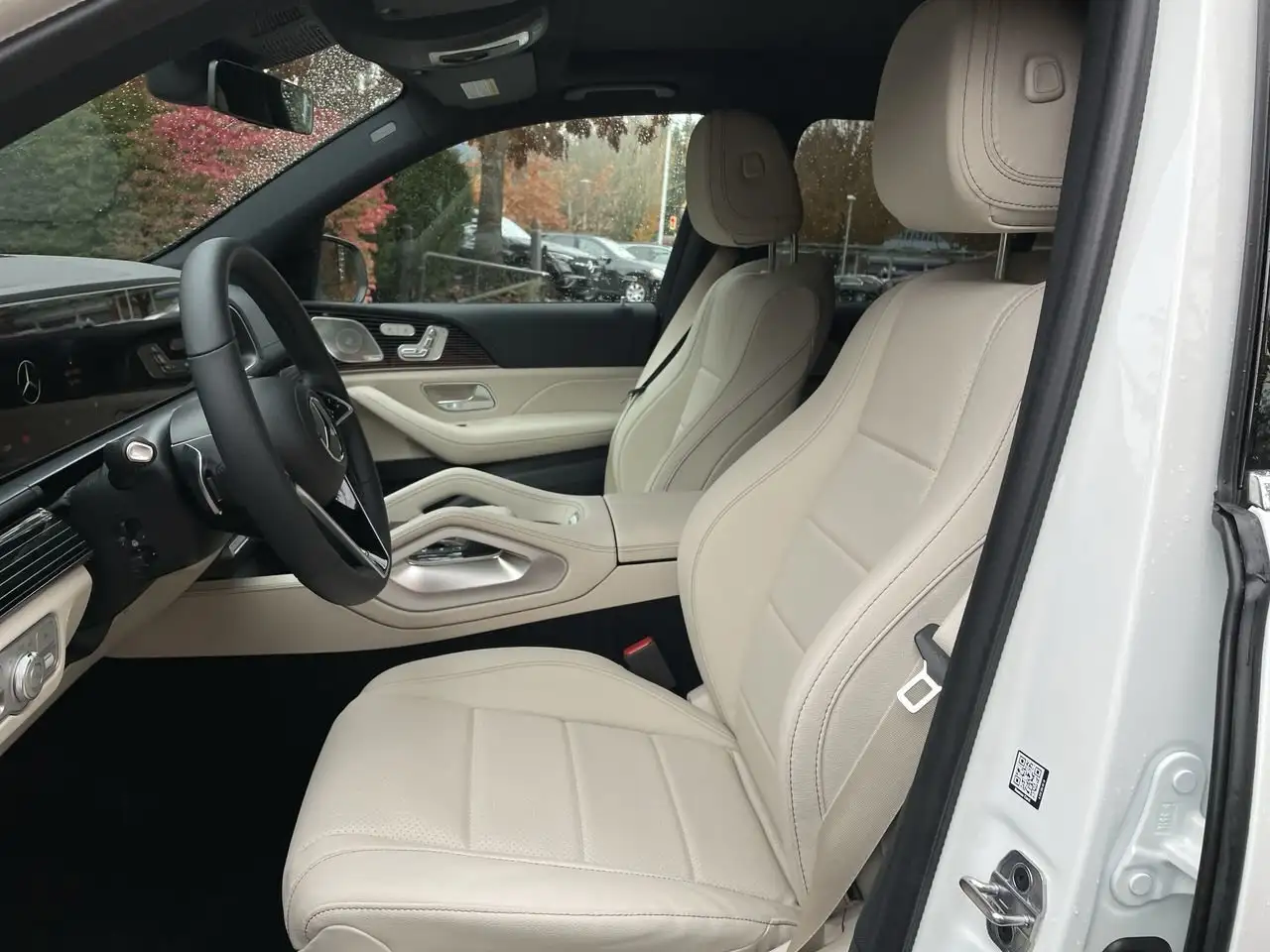 Mercedes-Benz GLE снимка Mercedes-Benz GLE