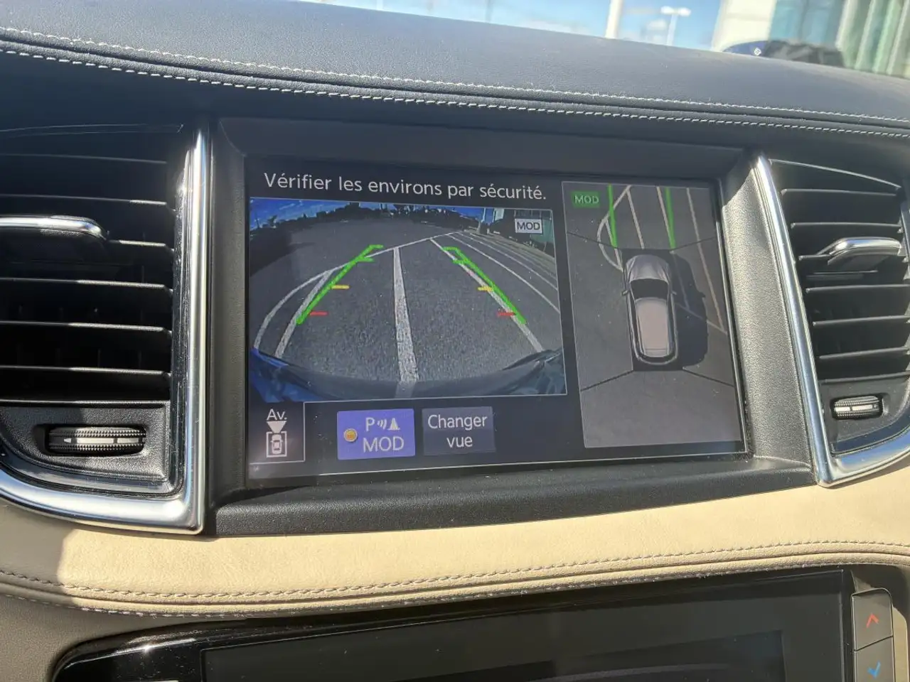 Infiniti QX50 снимка Infiniti QX50