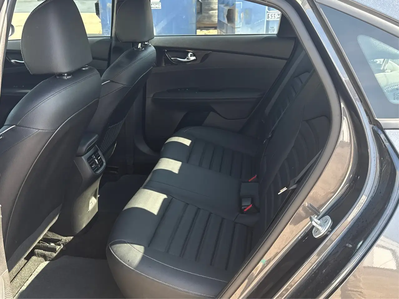 Kia Forte снимка Kia Forte