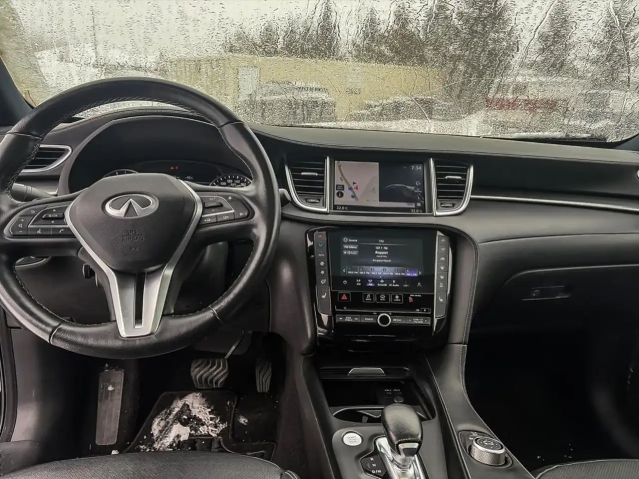 Infiniti QX55 fotografie Infiniti QX55