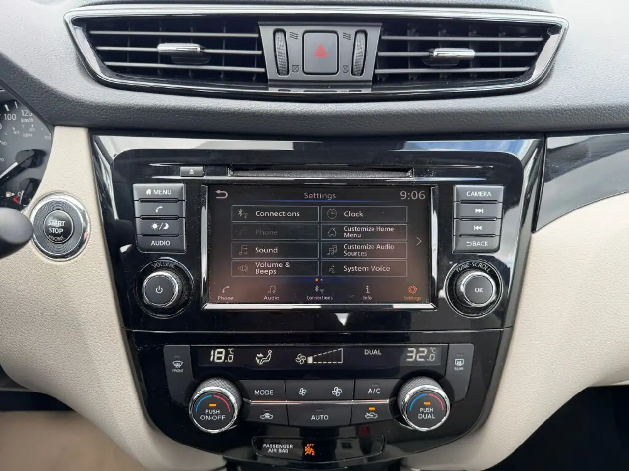 Nissan Qashqai снимка Nissan Qashqai