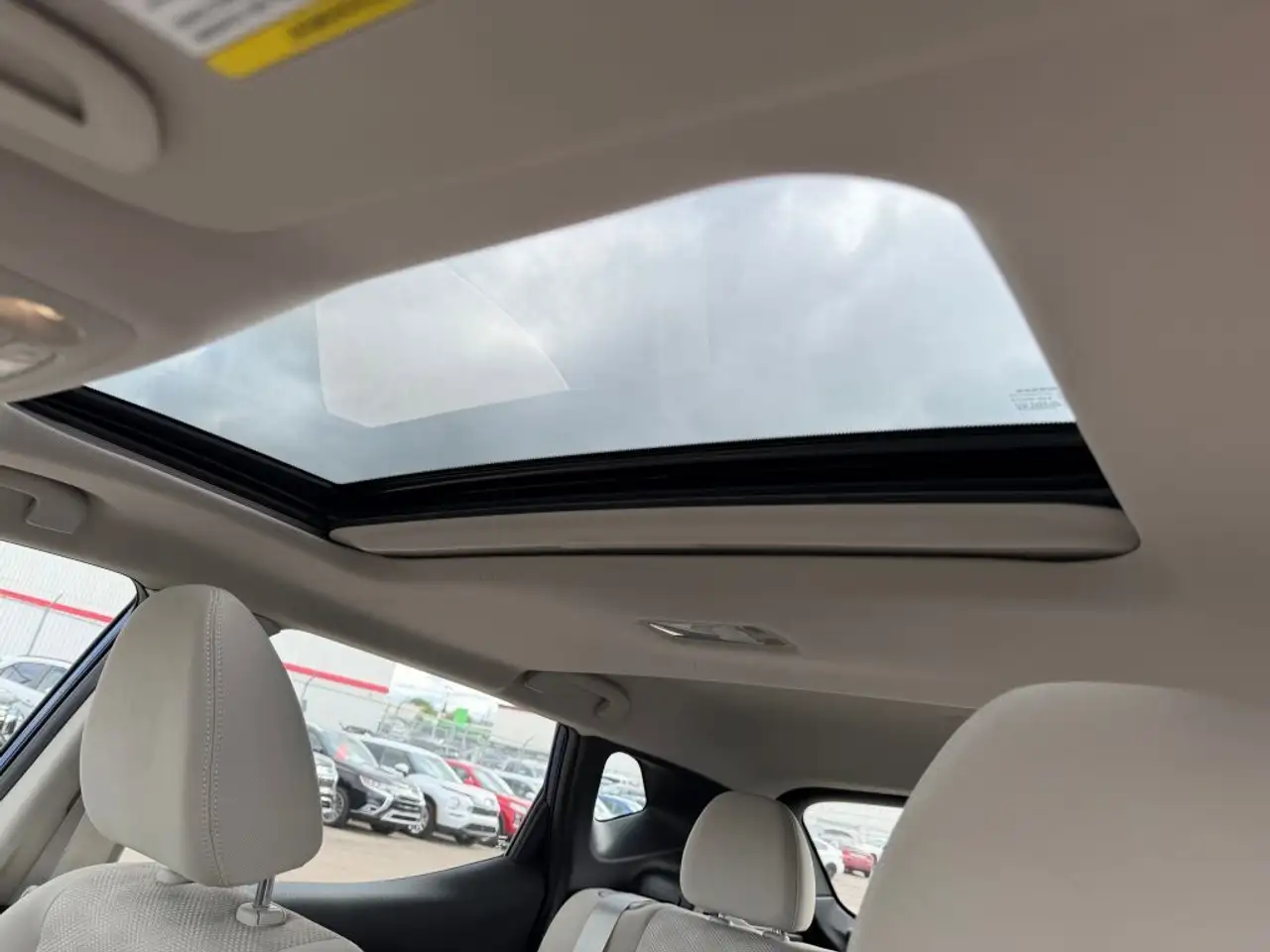 Nissan Qashqai снимка Nissan Qashqai