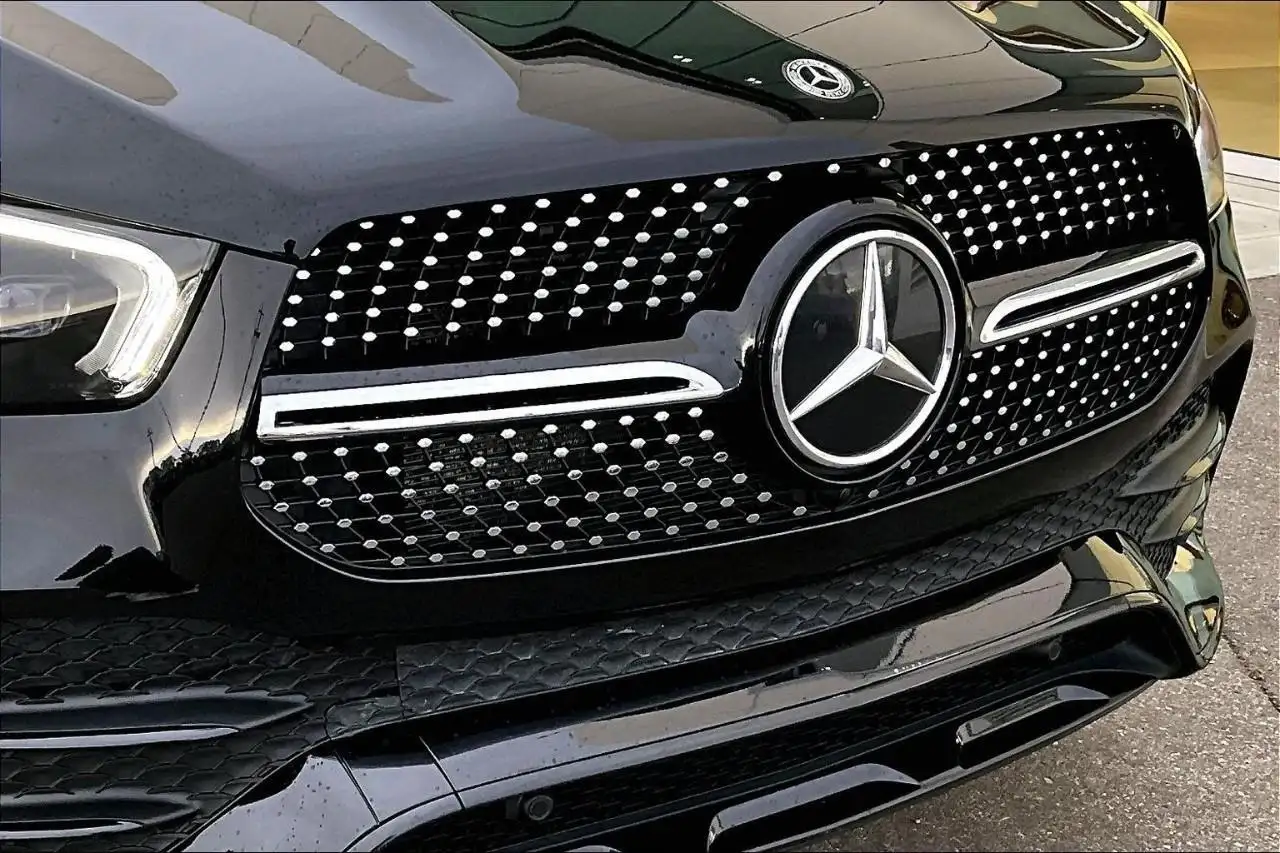 Mercedes-Benz GLE photo Mercedes-Benz GLE
