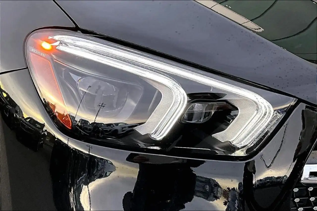 Mercedes-Benz GLE photo Mercedes-Benz GLE