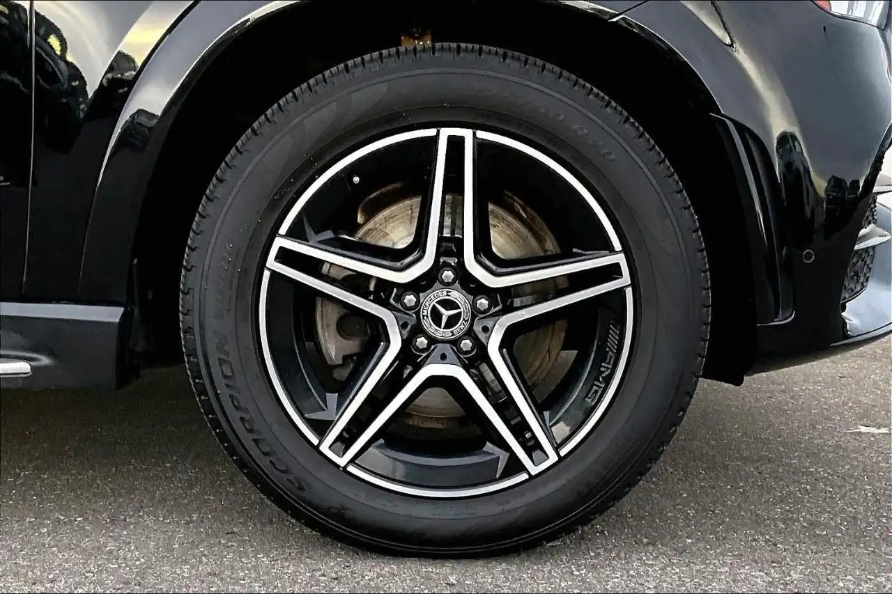 Mercedes-Benz GLE photo Mercedes-Benz GLE