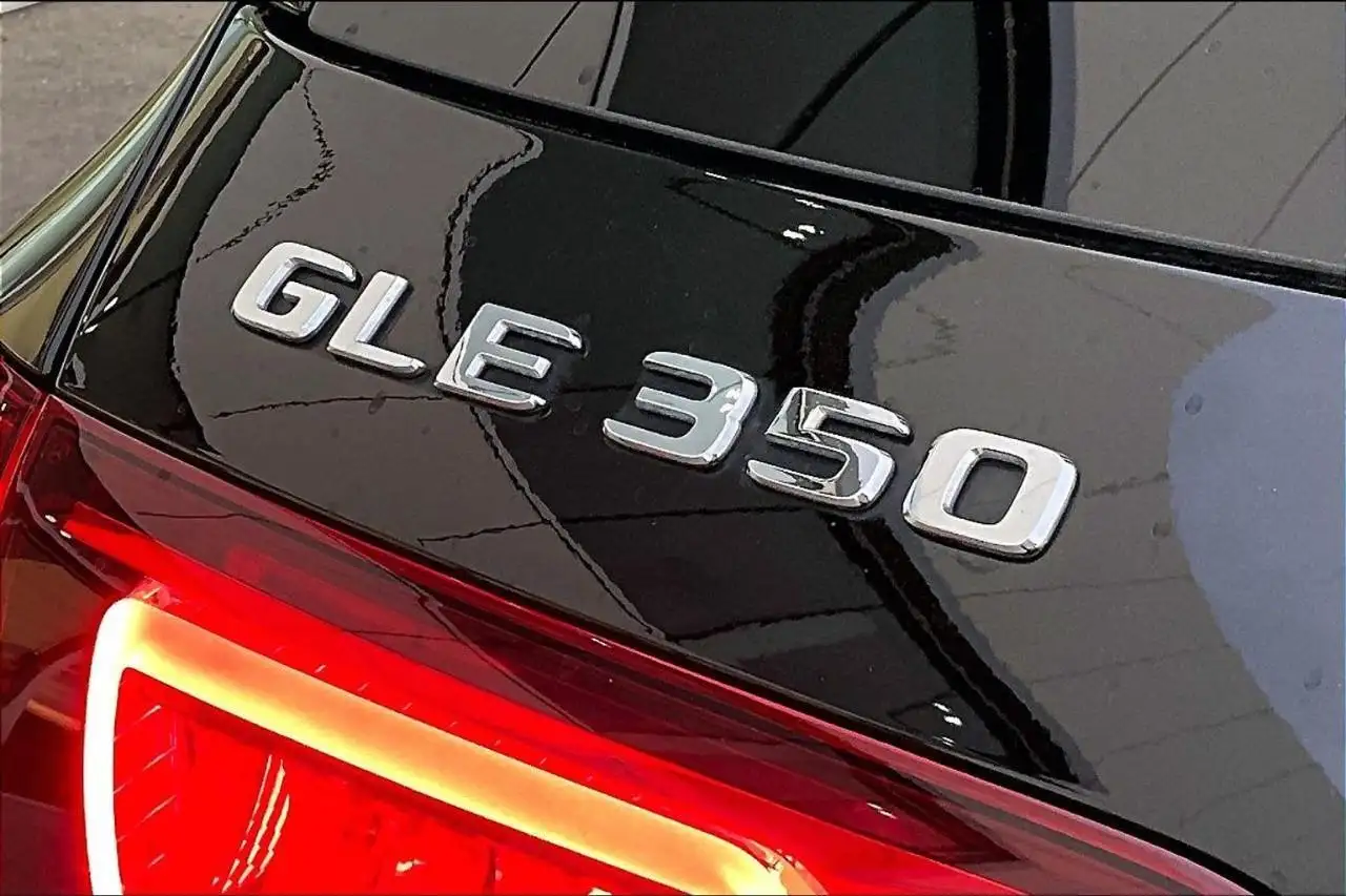 Mercedes-Benz GLE photo Mercedes-Benz GLE