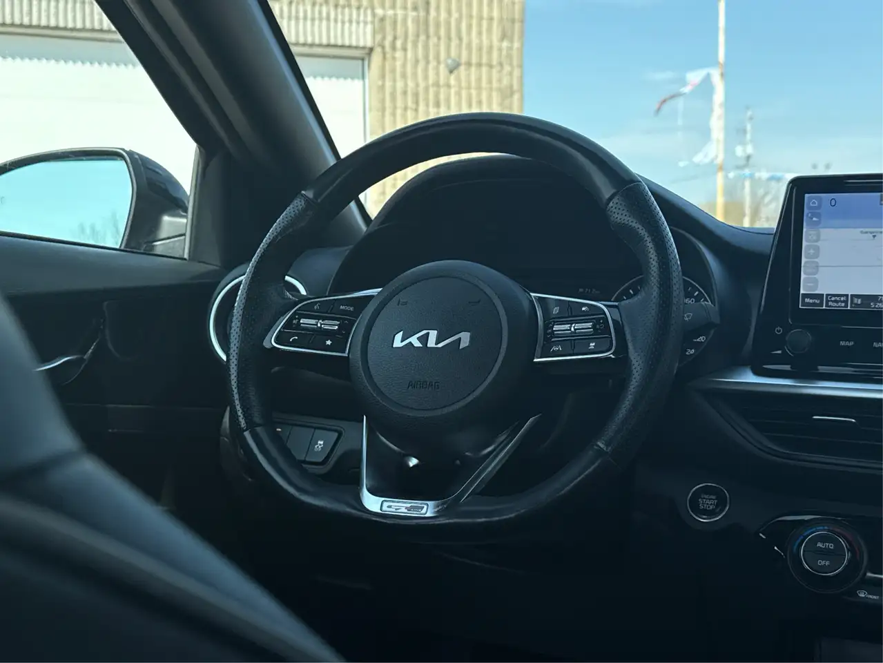 Kia Forte снимка Kia Forte