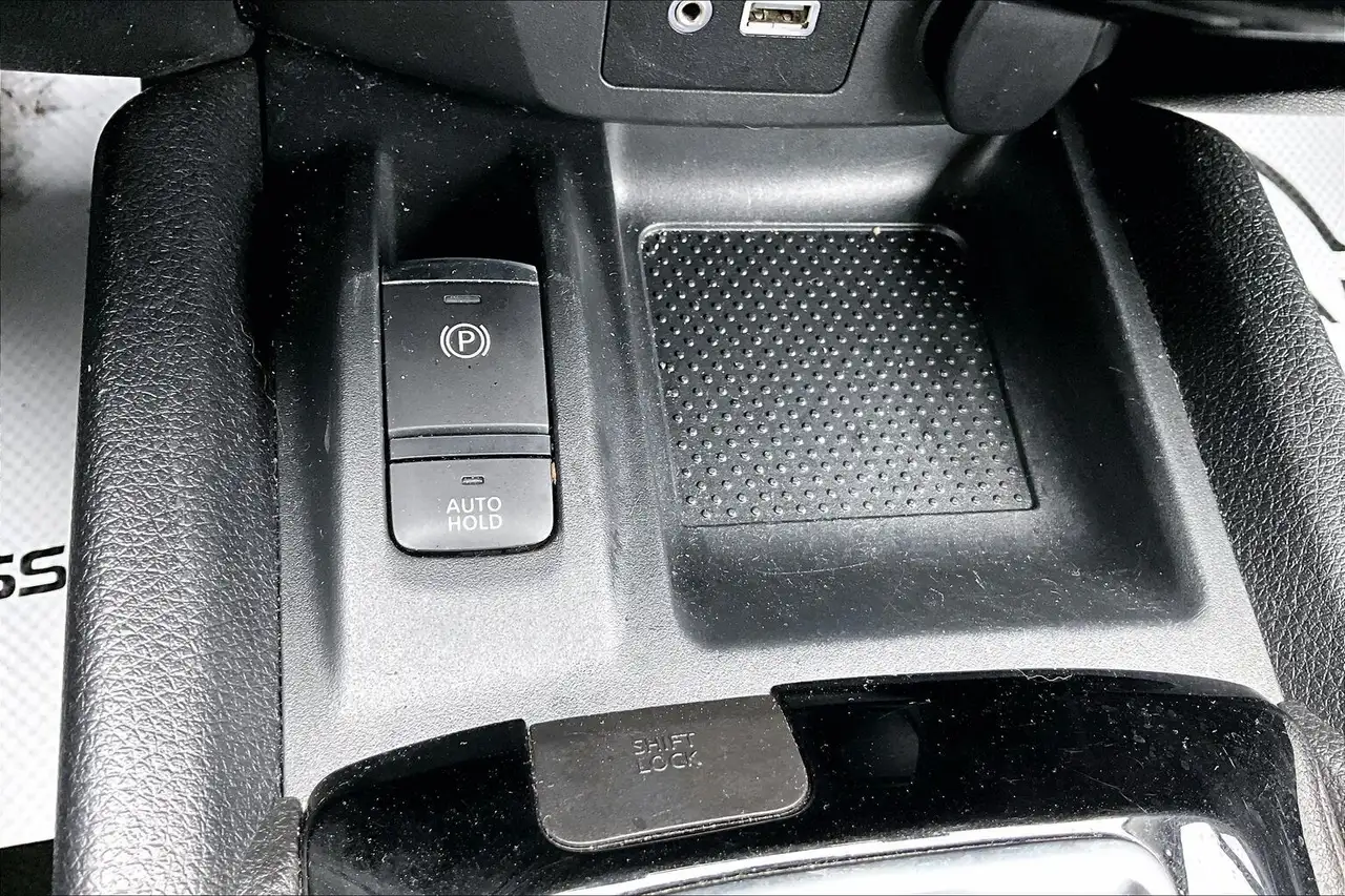 Nissan Qashqai снимка Nissan Qashqai