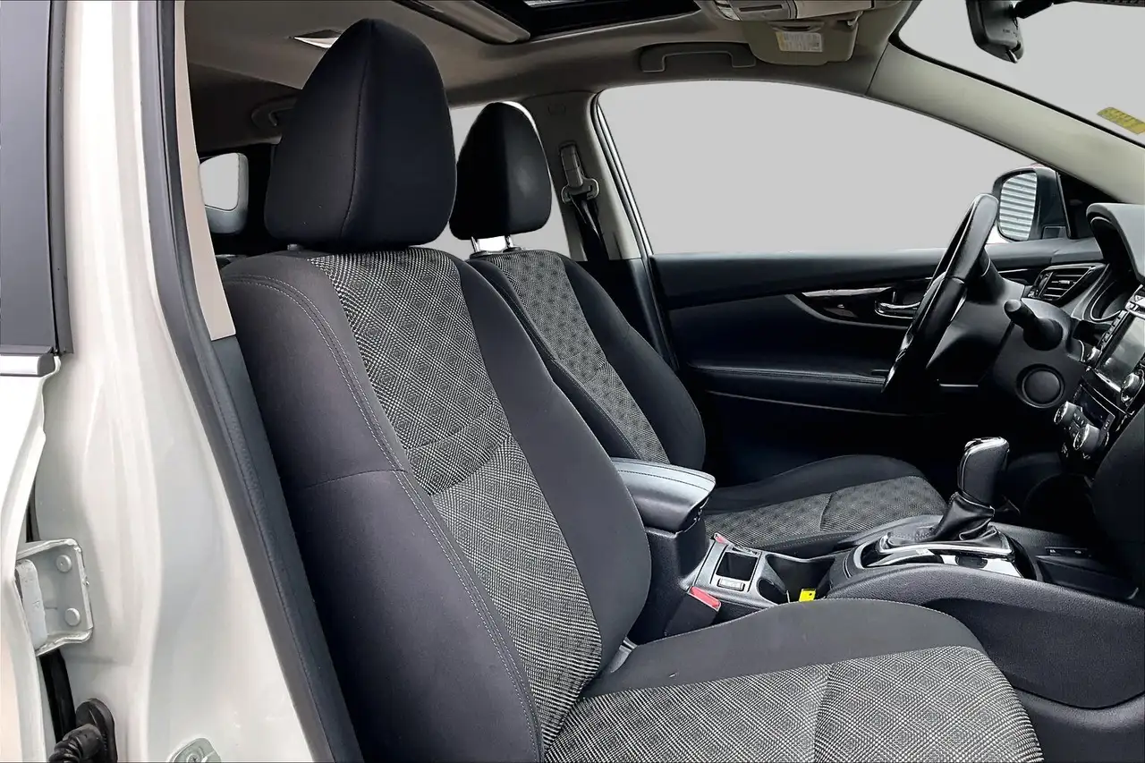 Nissan Qashqai снимка Nissan Qashqai