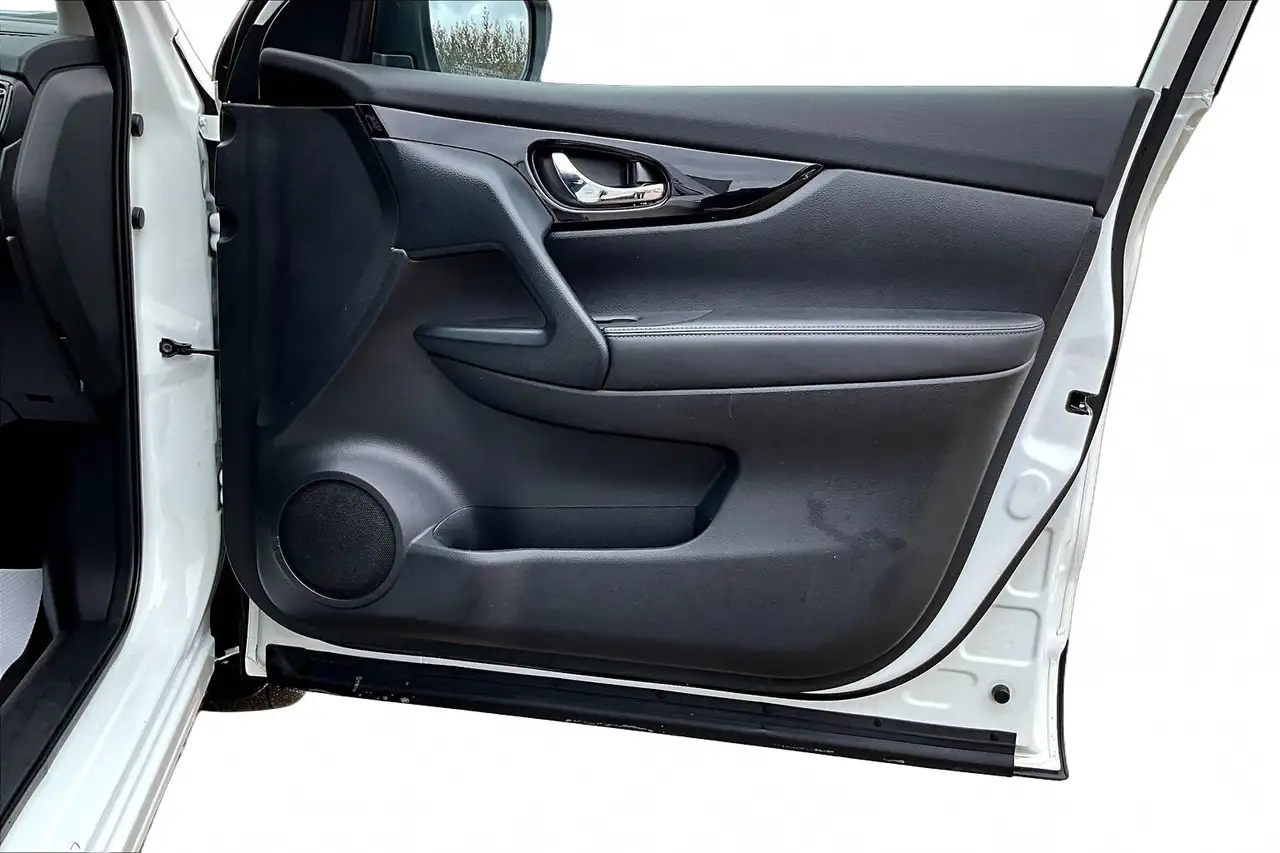 Nissan Qashqai снимка Nissan Qashqai