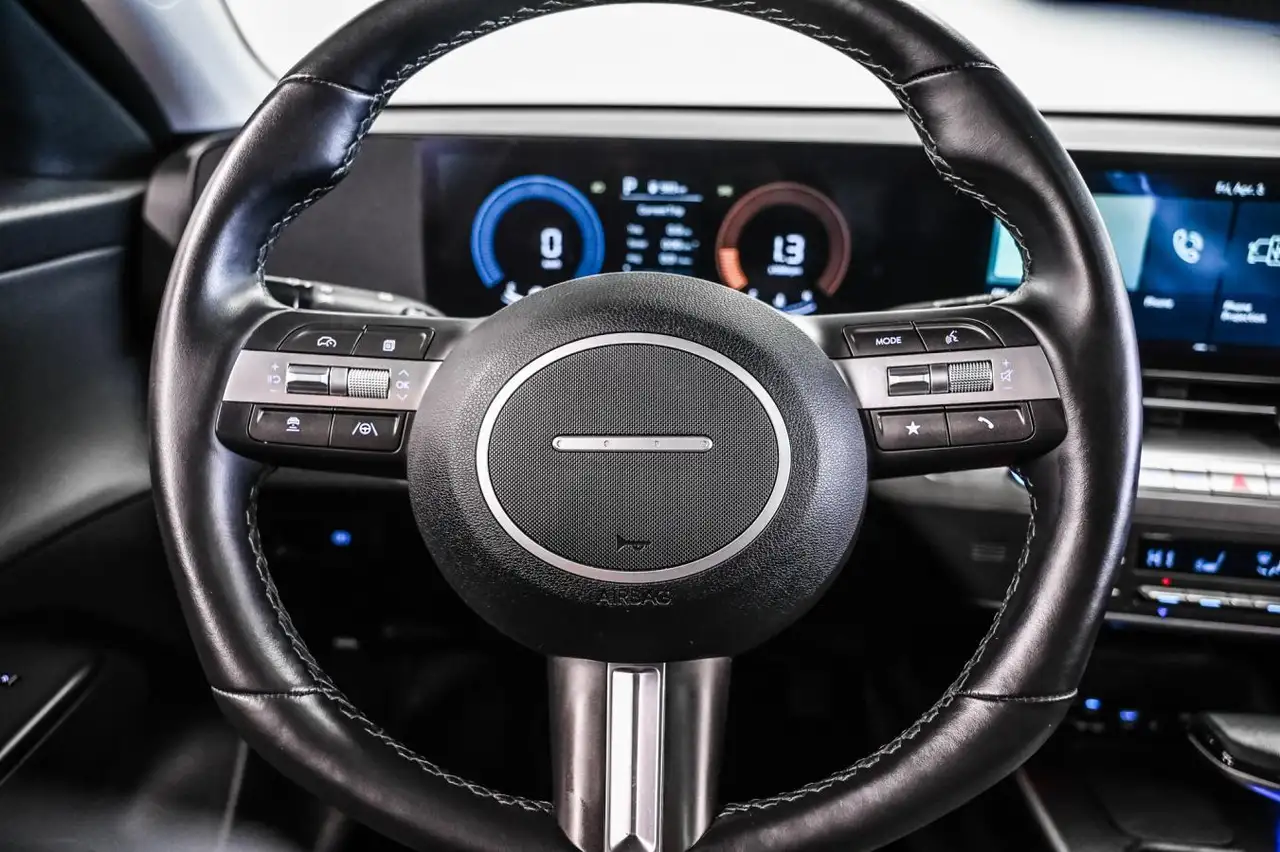 Hyundai KONA photo Hyundai KONA