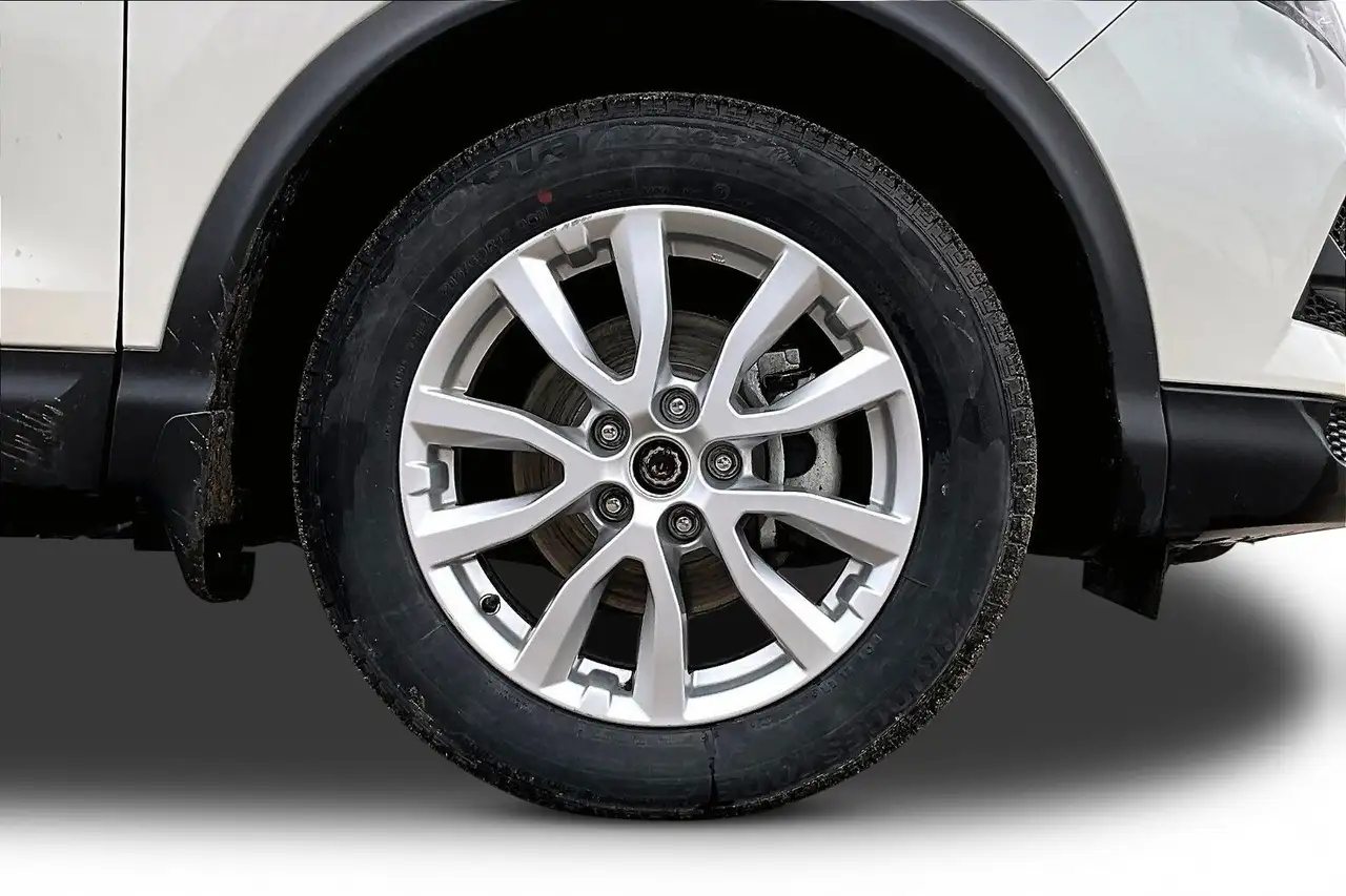 Nissan Qashqai снимка Nissan Qashqai