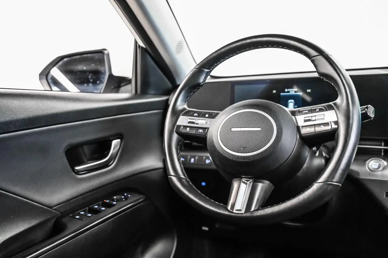 Hyundai KONA photo Hyundai KONA