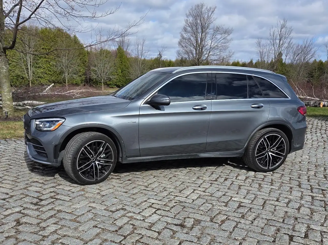 Mercedes-Benz GLC снимка Mercedes-Benz GLC