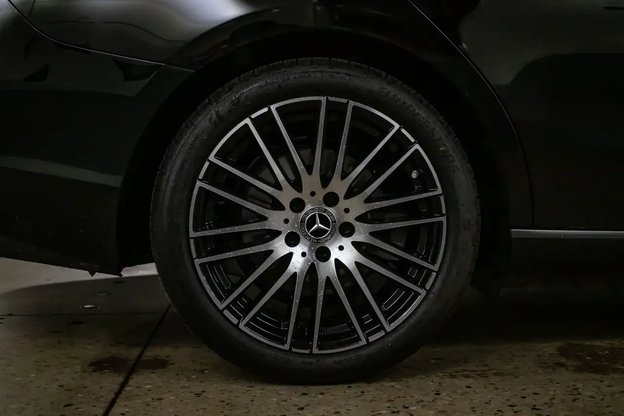 Mercedes-Benz C-Class photo Mercedes-Benz C-Class