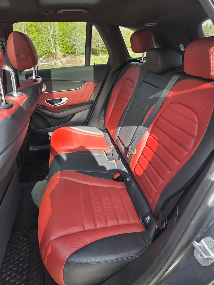 Mercedes-Benz GLC снимка Mercedes-Benz GLC
