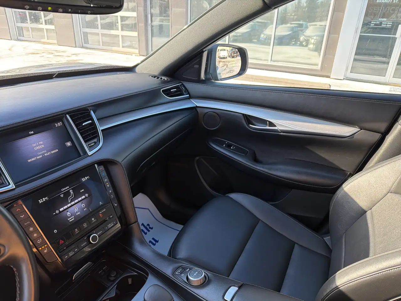 Infiniti QX50 снимка Infiniti QX50