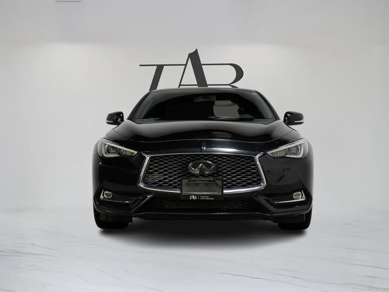 Infiniti Q60 fotografie Infiniti Q60