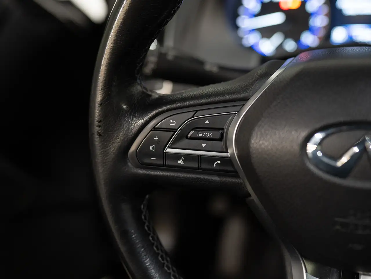 Infiniti Q60 fotografie Infiniti Q60