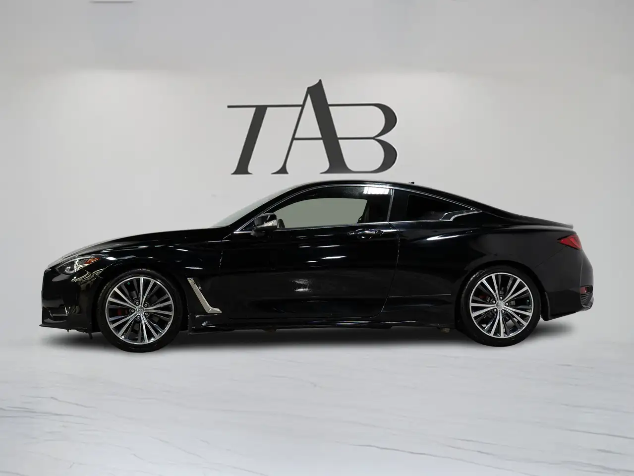 Infiniti Q60 fotografie Infiniti Q60