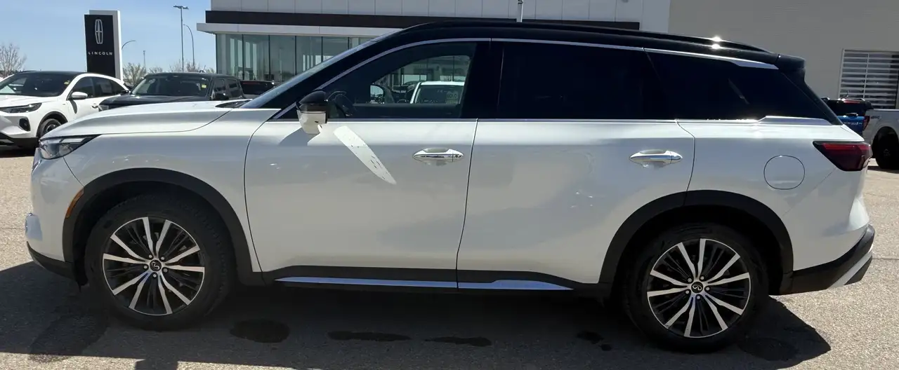 Infiniti QX60 снимка Infiniti QX60