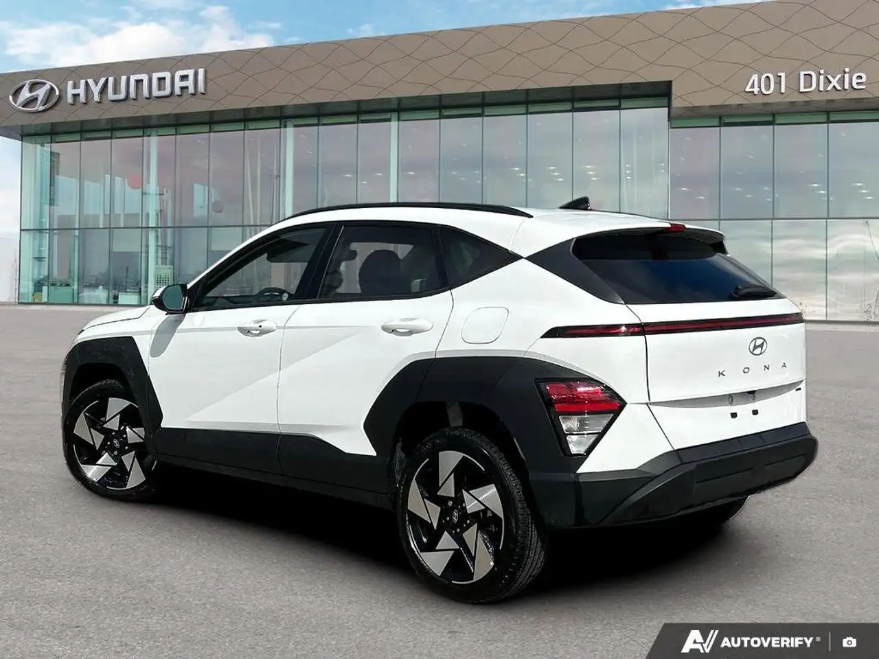 Hyundai KONA снимка Hyundai KONA