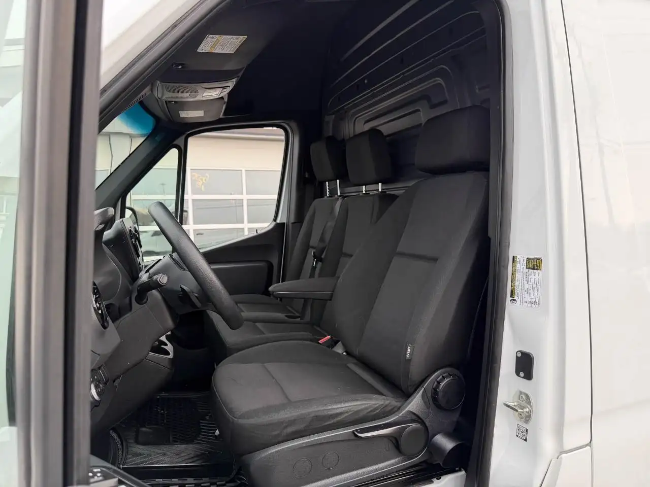 Mercedes-Benz Sprinter снимка Mercedes-Benz Sprinter