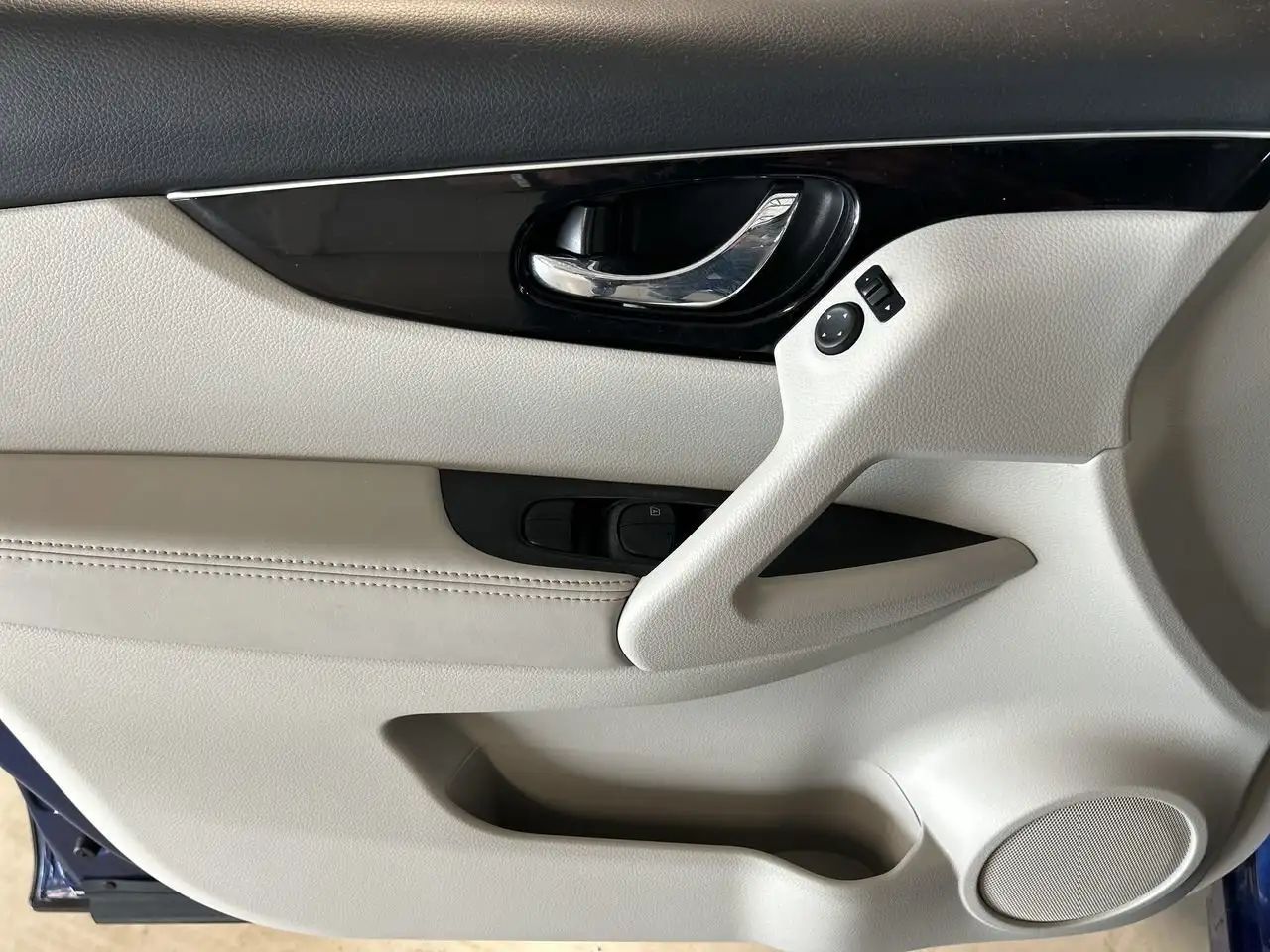 Nissan Qashqai снимка Nissan Qashqai
