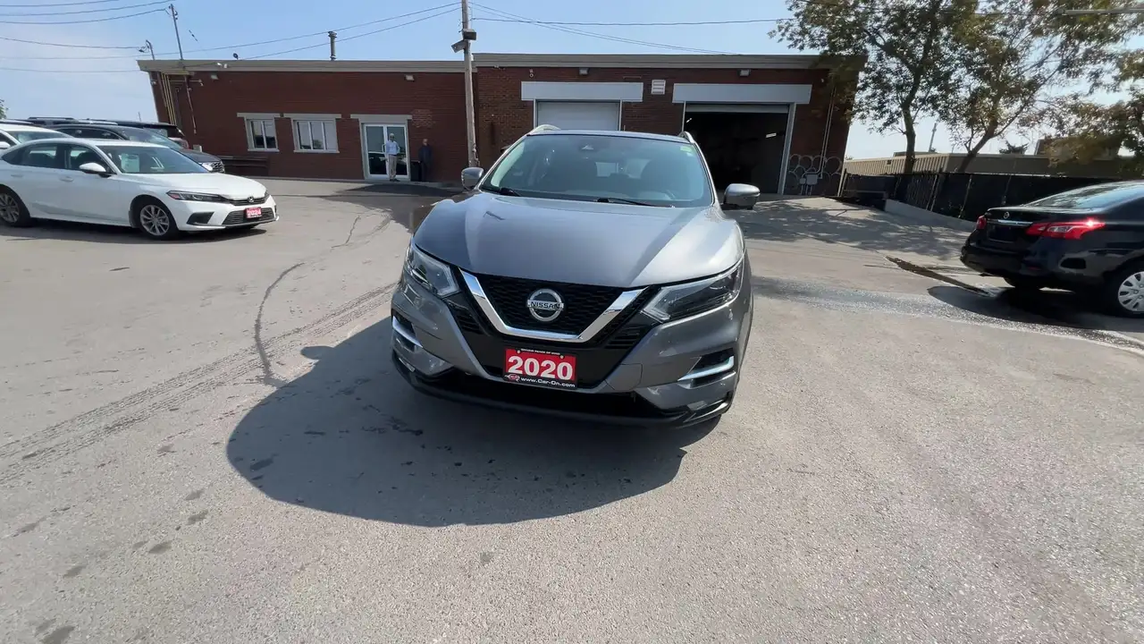 Nissan Qashqai снимка Nissan Qashqai