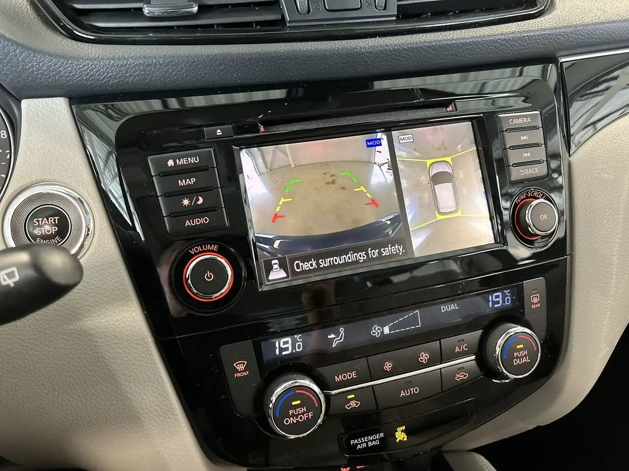 Nissan Qashqai снимка Nissan Qashqai