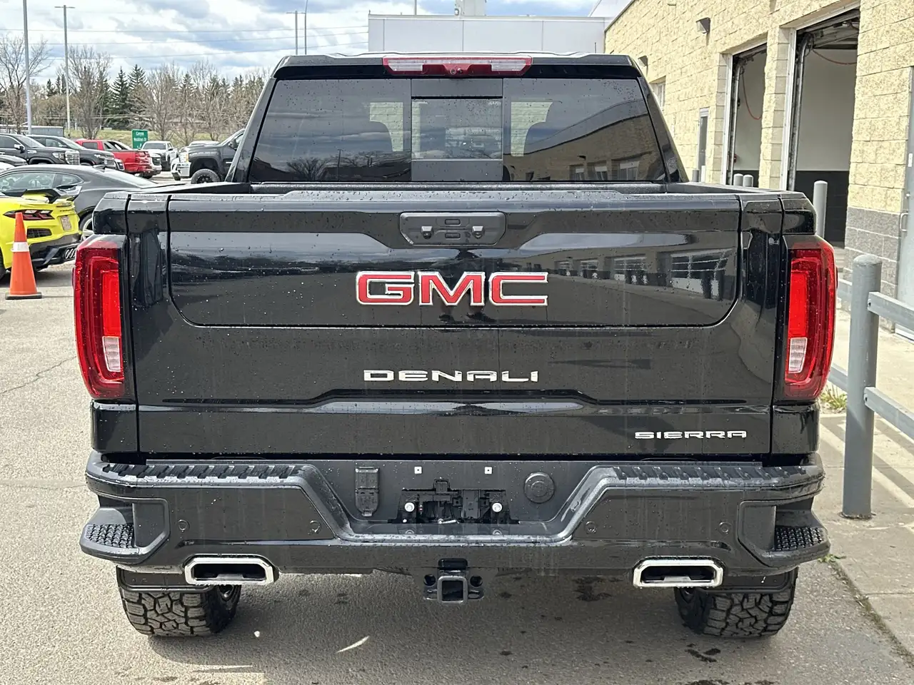 GMC Sierra 1500 снимка GMC Sierra 1500