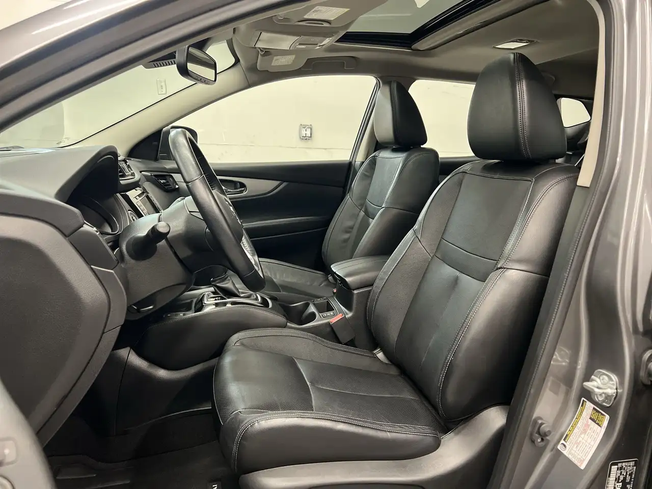 Nissan Qashqai снимка Nissan Qashqai