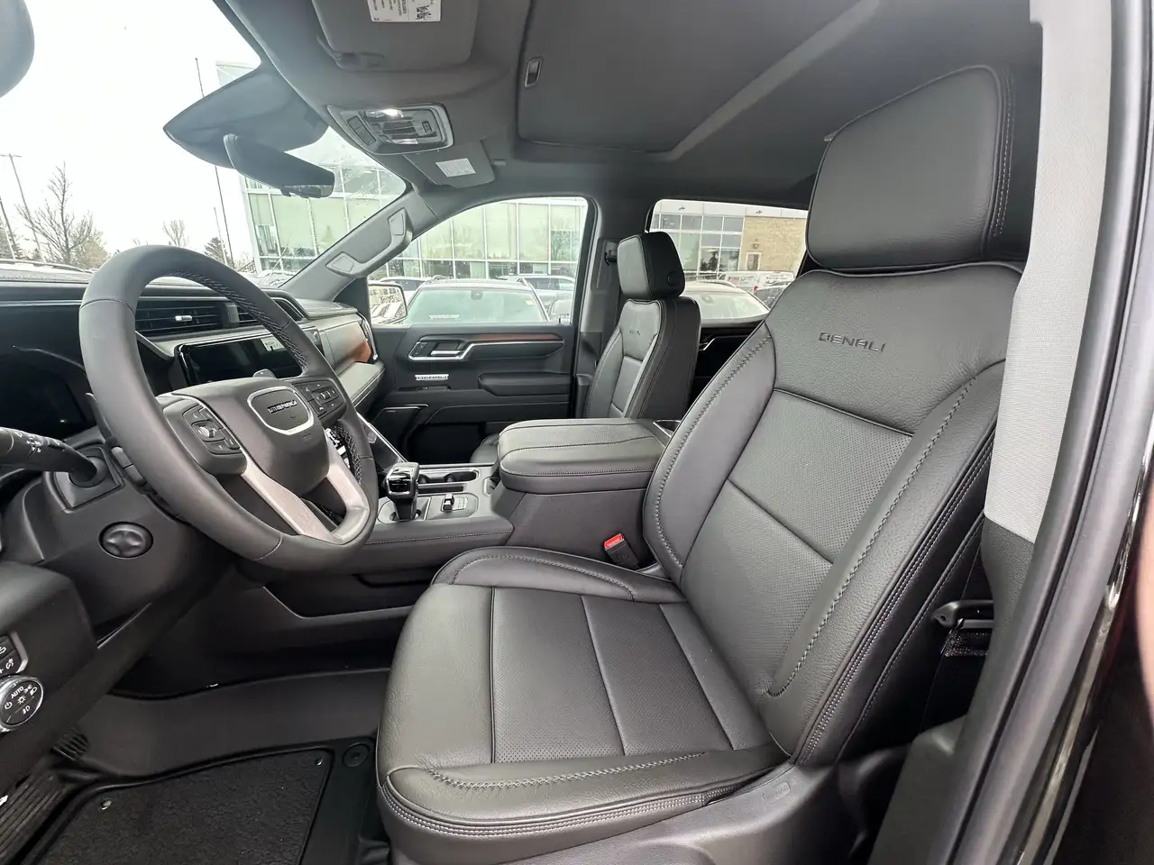 GMC Sierra 1500 снимка GMC Sierra 1500