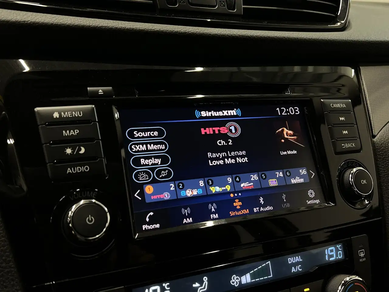 Nissan Qashqai снимка Nissan Qashqai