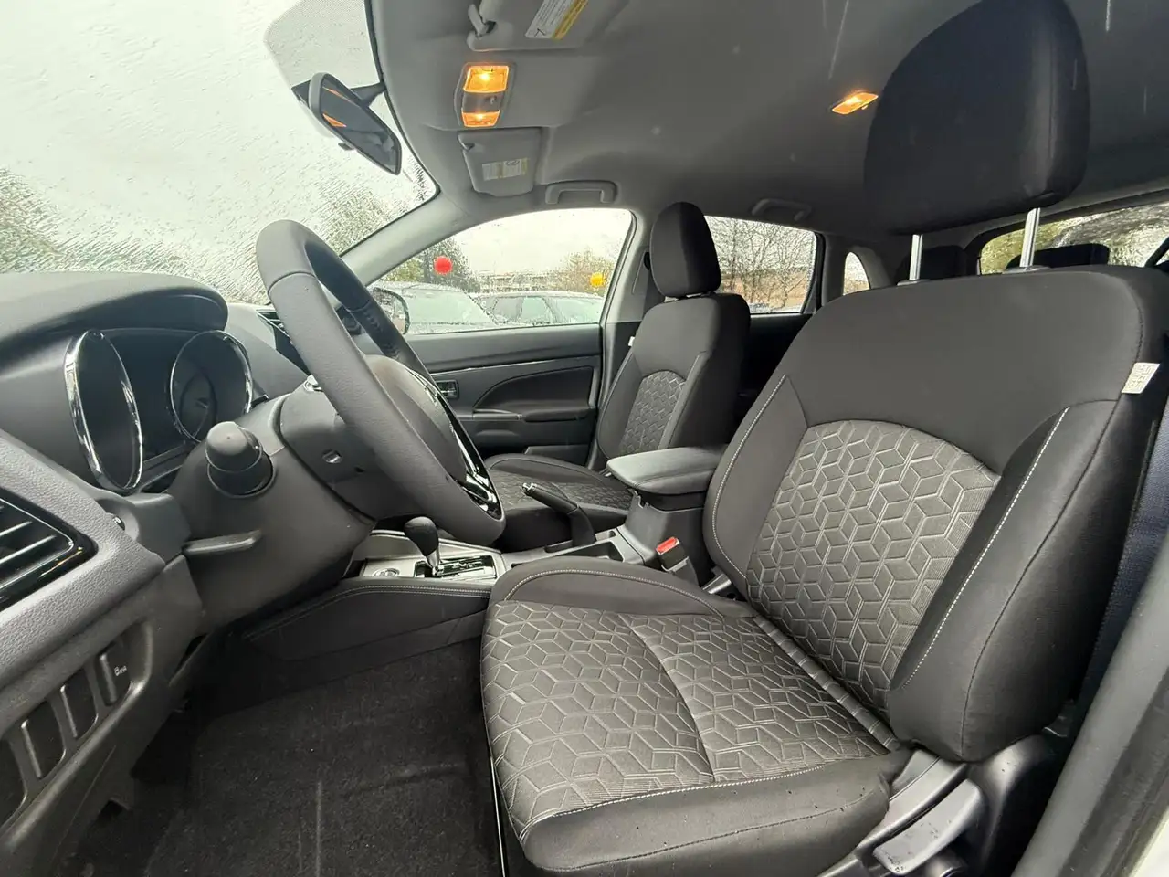 Mitsubishi RVR снимка Mitsubishi RVR