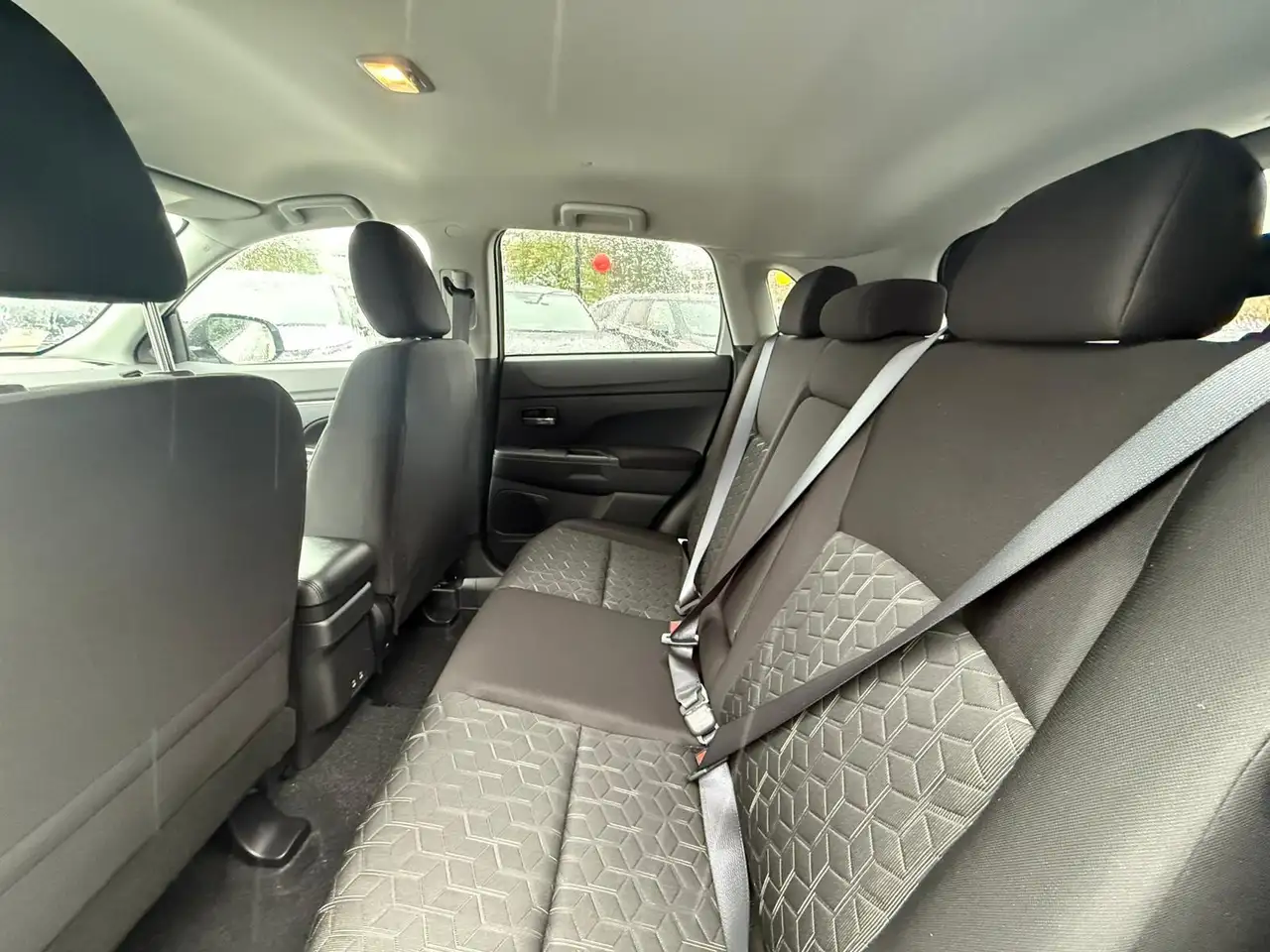 Mitsubishi RVR снимка Mitsubishi RVR