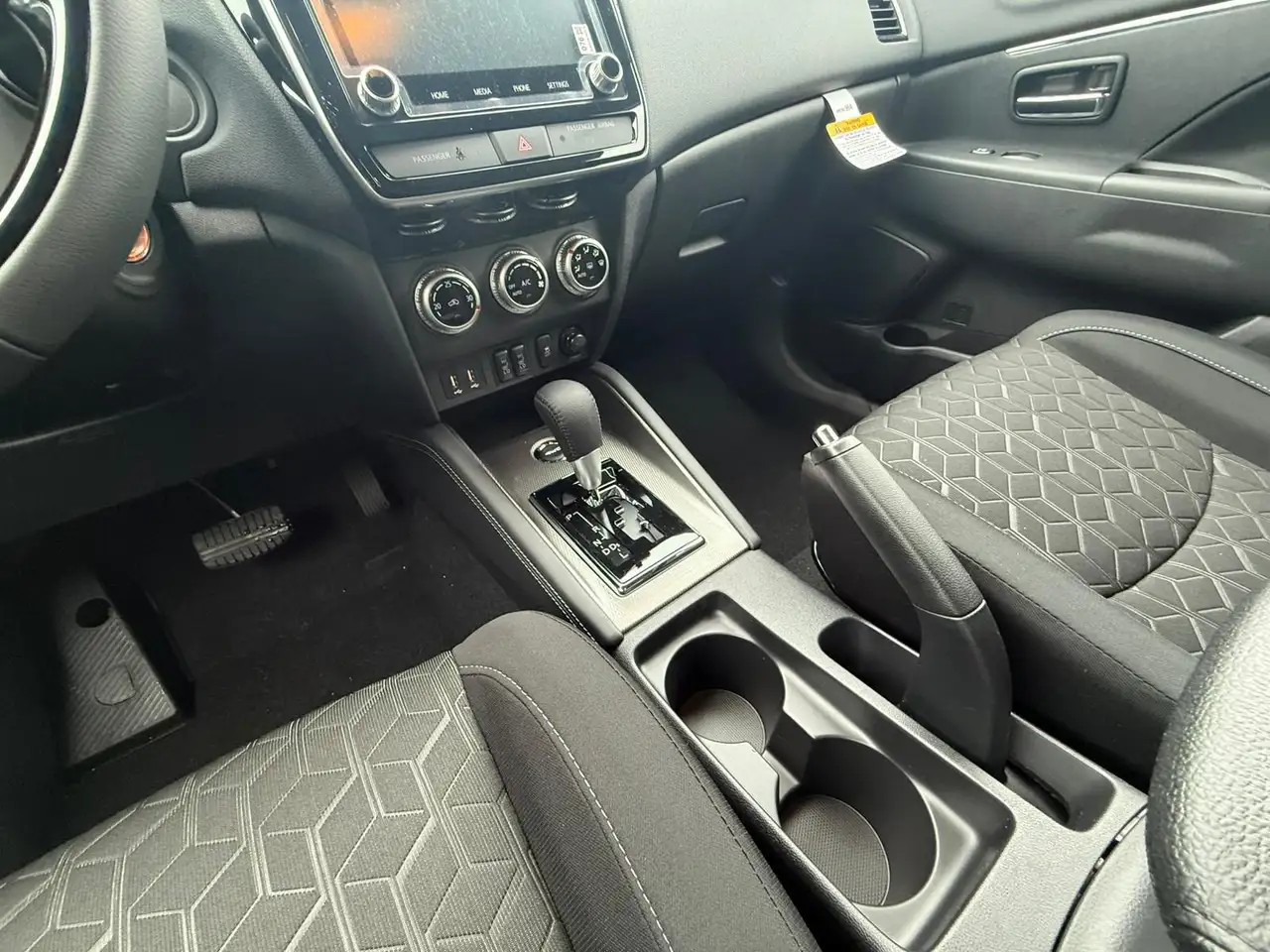 Mitsubishi RVR снимка Mitsubishi RVR