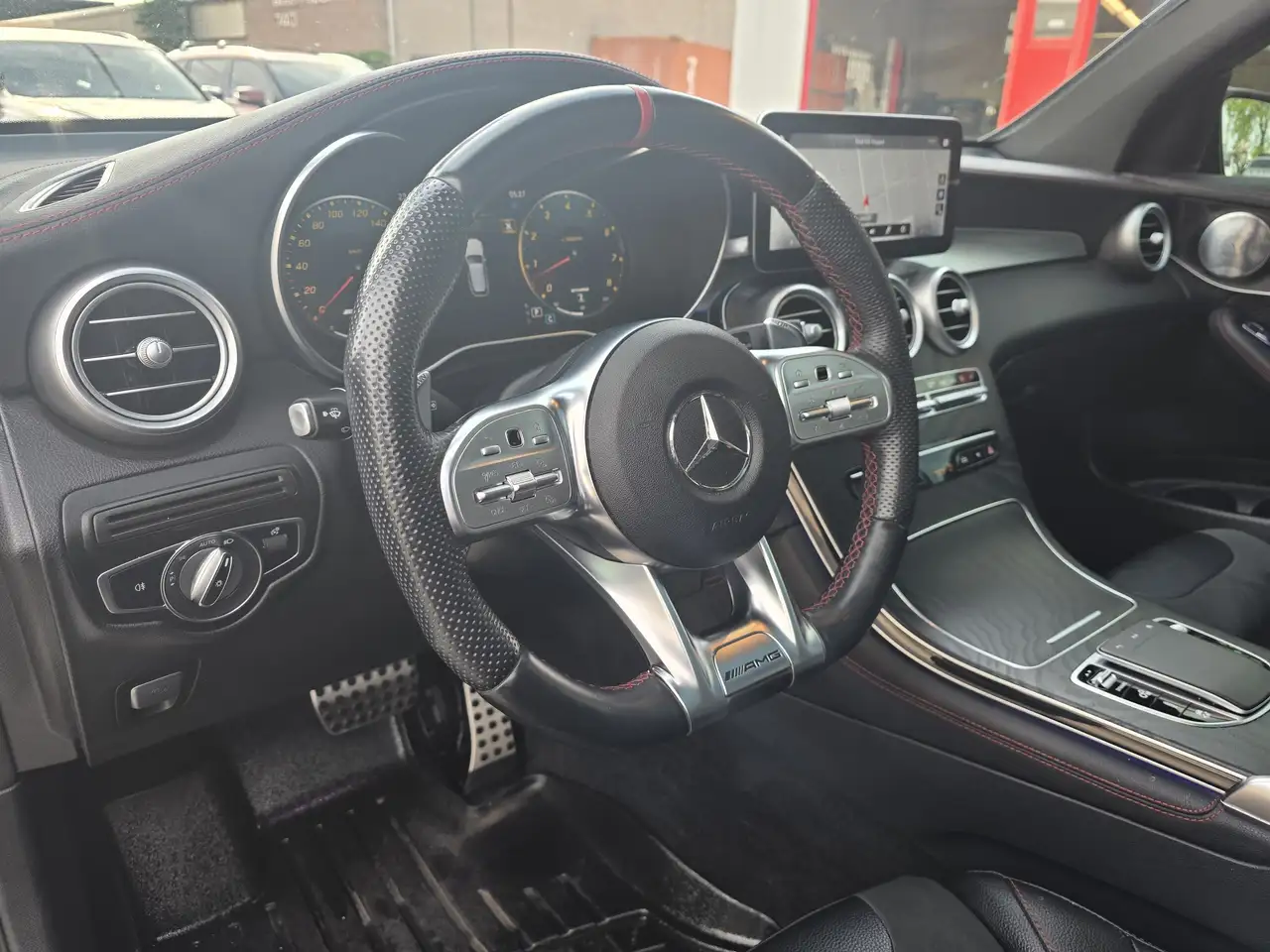 Mercedes-Benz GLC fotografie Mercedes-Benz GLC