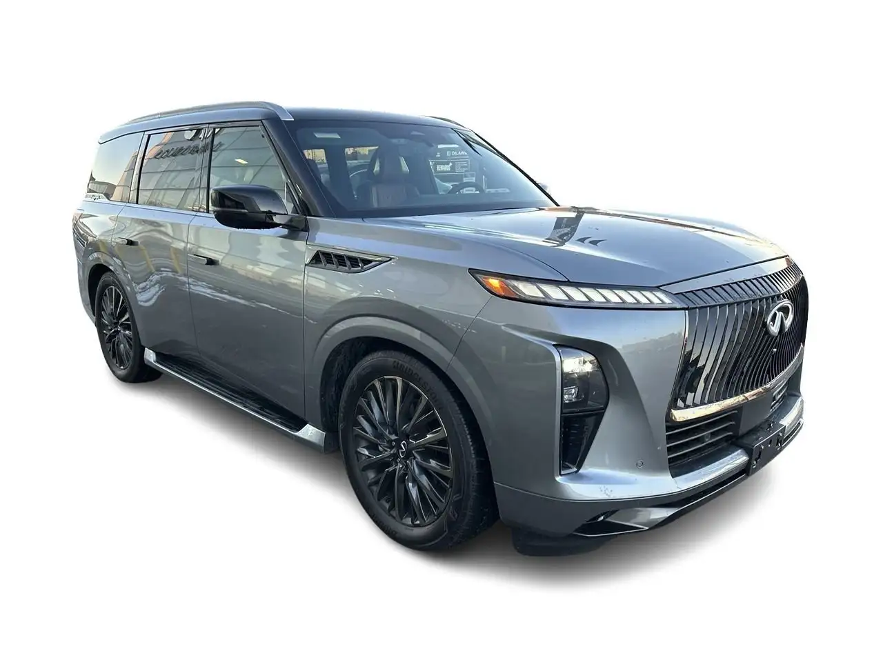 Infiniti QX80 снимка Infiniti QX80