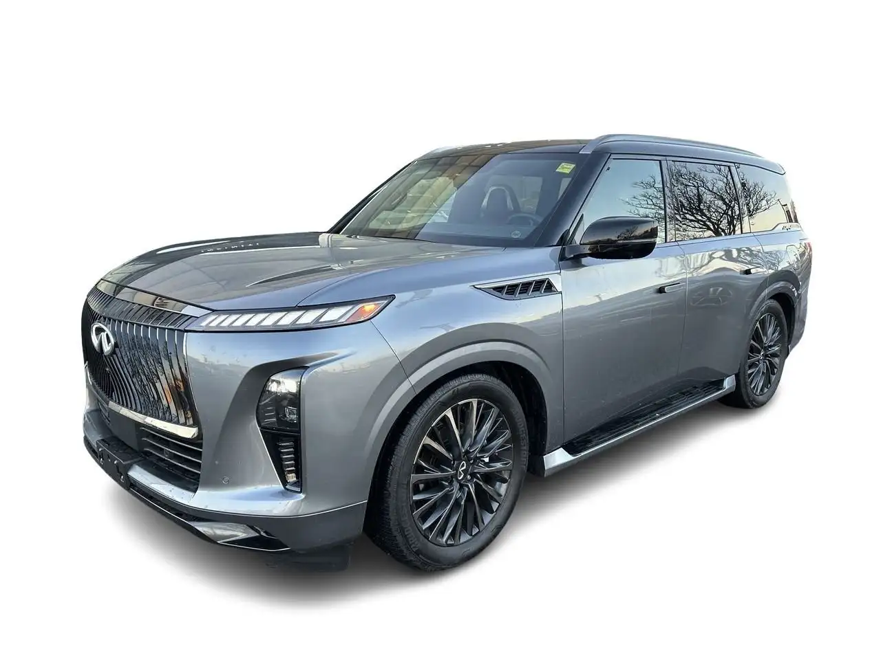 Infiniti QX80 снимка Infiniti QX80
