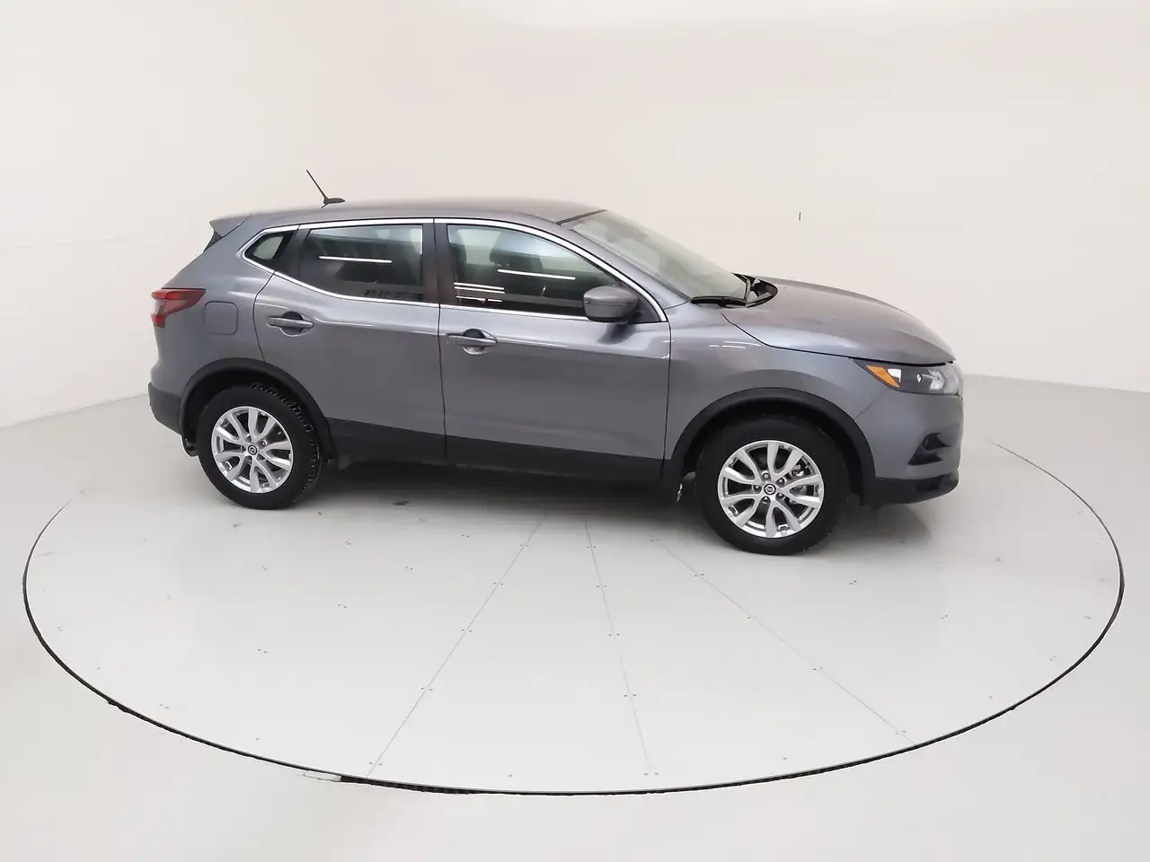Nissan Qashqai снимка Nissan Qashqai
