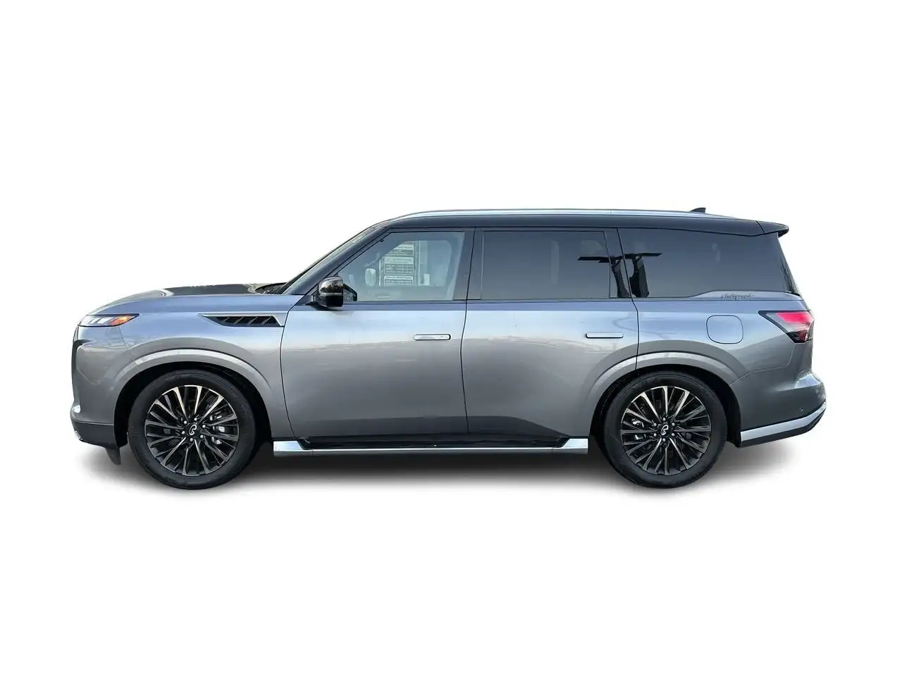 Infiniti QX80 снимка Infiniti QX80