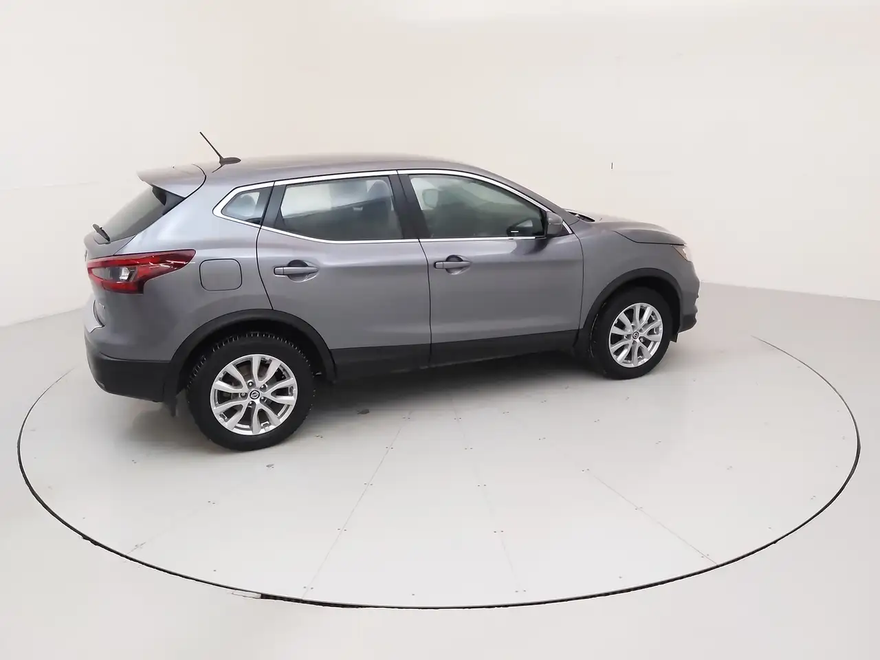 Nissan Qashqai снимка Nissan Qashqai