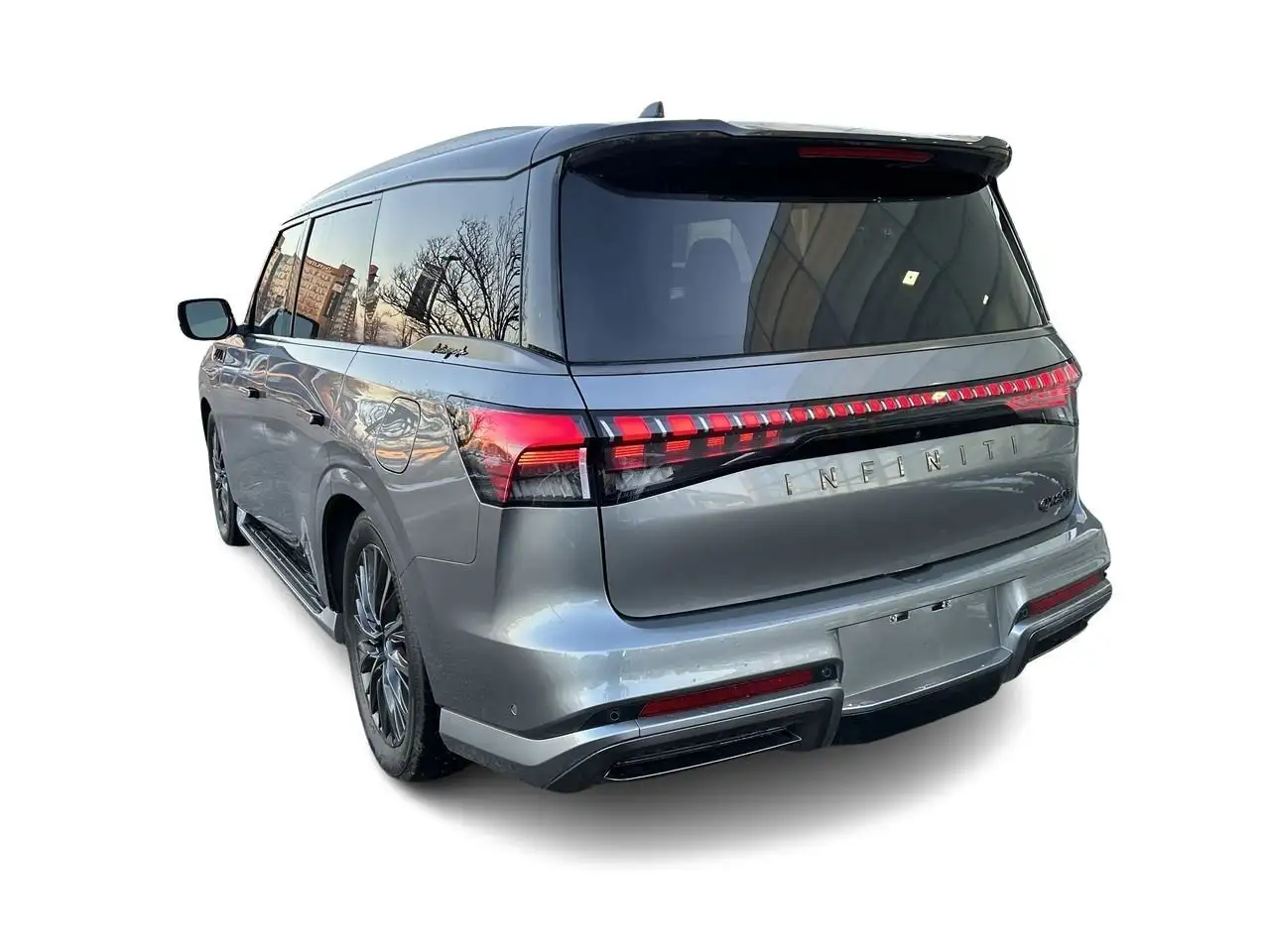 Infiniti QX80 снимка Infiniti QX80