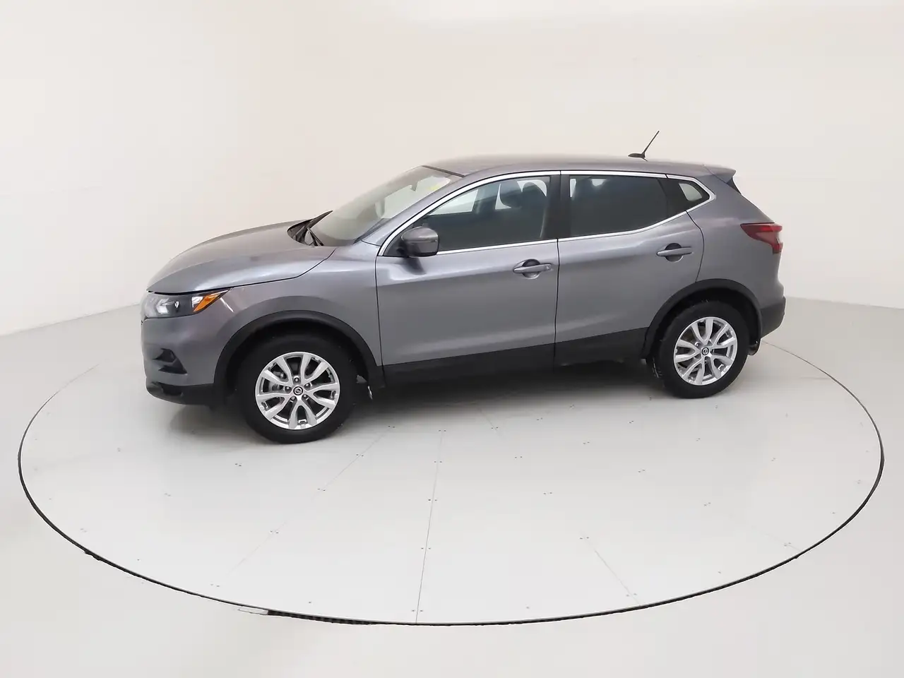 Nissan Qashqai снимка Nissan Qashqai
